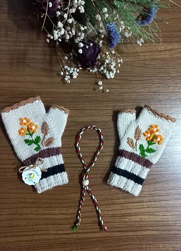 Örgü Çiçekli Eldiven - Görsel 3