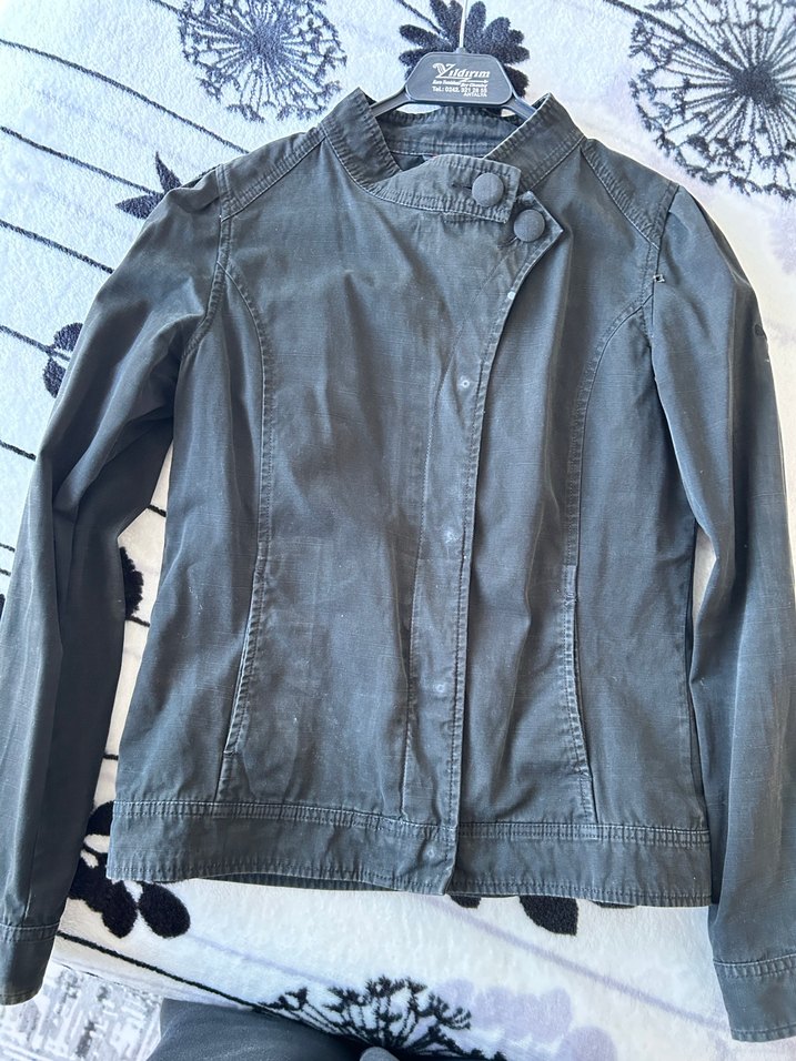 Gri Düğmeli Kadın Kot Ceket - Görsel 5