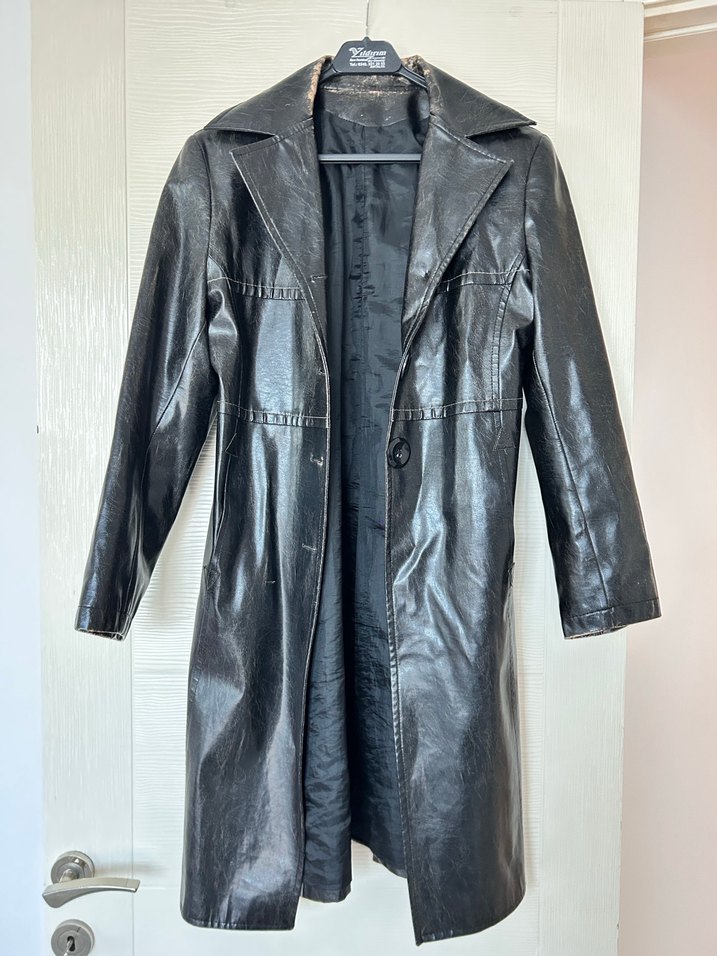 Düğmeli Siyah Deri Kadın Ceket - Görsel 3