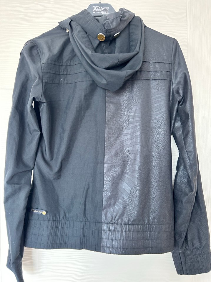 Adidas Siyah Fermuarlı Kadın Midi Ceket - Görsel 5