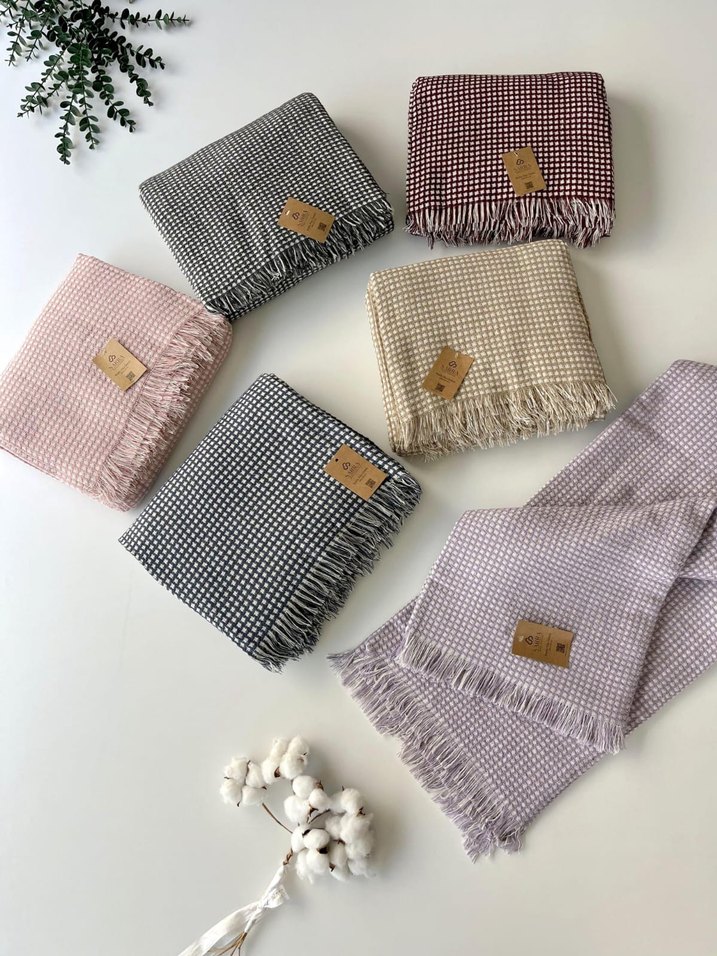 Gri Baskılı Sarra Waffle Pike Örtüsü - Görsel 3