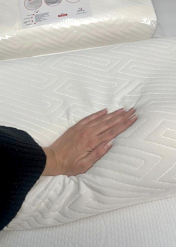 Boyun Destekli Visco Yastık Beyaz - Görsel 19