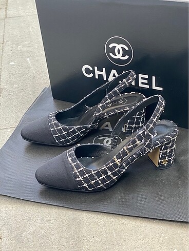 Chanel İthal kumaş deri sandal