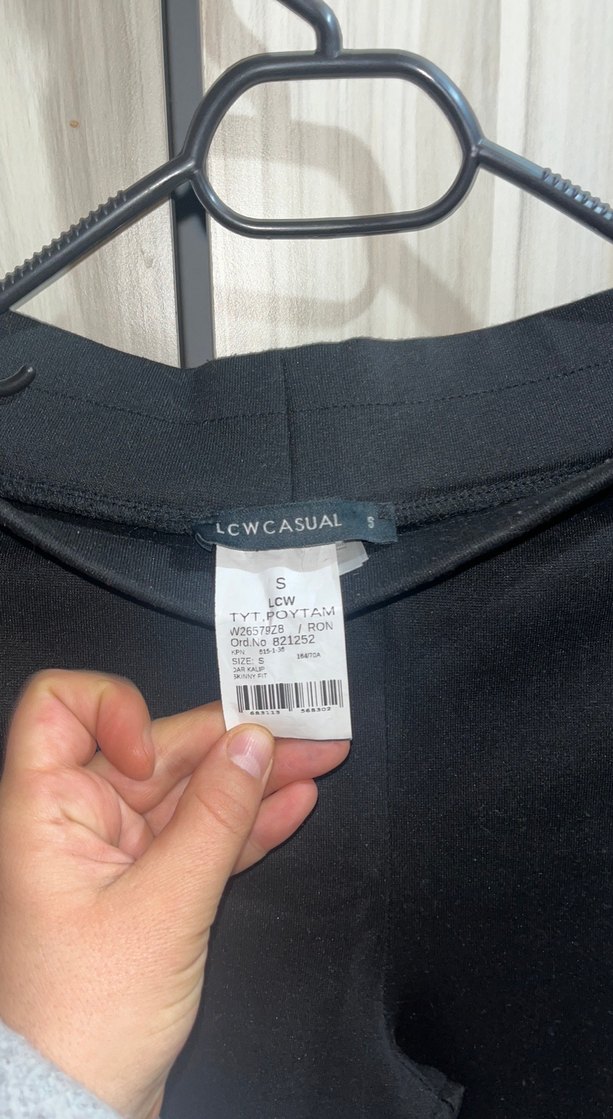 Siyah Kadın Elastik Kumaş Pantolon - Görsel 2