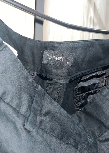 Kadın Siyah Midi Kemerli Kumaş Pantolon - Görsel 2