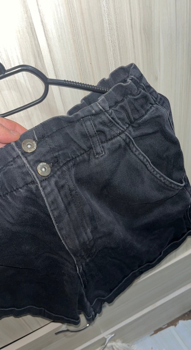 Kadın Siyah Bol Kesim Mini Denim Şort - Görsel 2