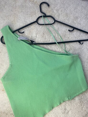 Trendyol & Milla Yeşil askılı crop