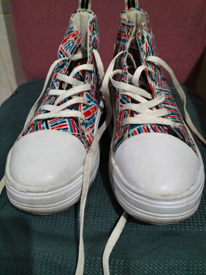 Renkli Bağcıklı Dolgu Topuklu Kadın Spor Ayakkabı - Görsel 2