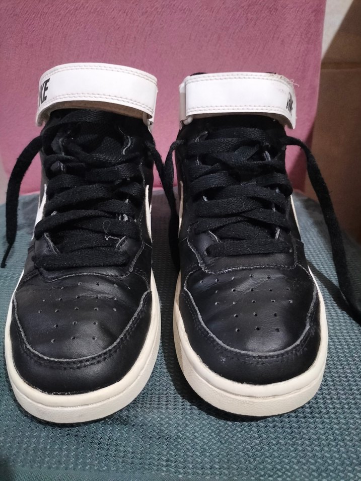 Nike Siyah Beyaz Kadın Spor Ayakkabı - Görsel 2