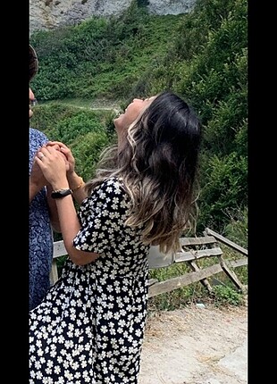 Papatya desen elbise