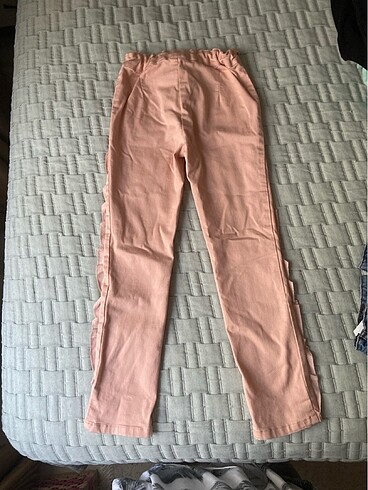 LC Waikiki Kız çocuk fırfılırlı pantolon