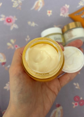 Güneş Koruyucu ve Nemlendirici Kadın Bakım Seti - Görsel 5