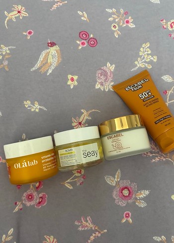 Güneş Koruyucu ve Nemlendirici Kadın Bakım Seti - Görsel 2
