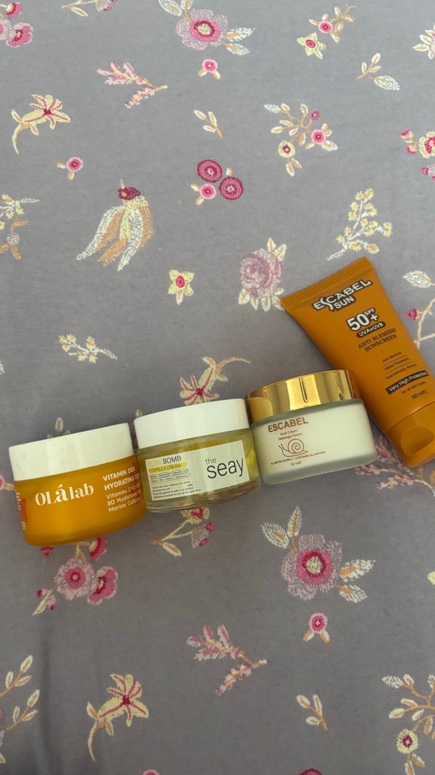 Güneş Koruyucu ve Nemlendirici Kadın Bakım Seti - Görsel 2