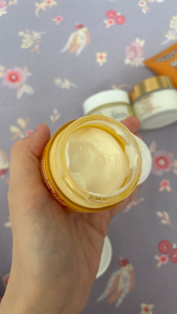 Güneş Koruyucu ve Nemlendirici Kadın Bakım Seti - Görsel 4