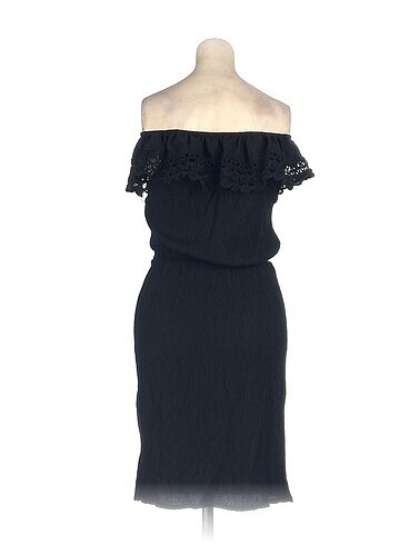 l Beden PreLoved Kısa Elbise %70 İndirimli.
