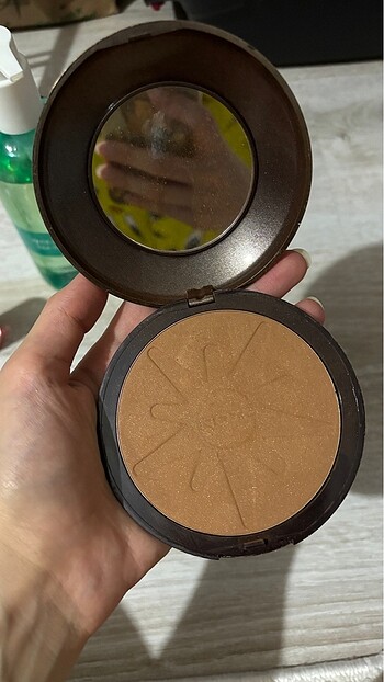 Note bronzer