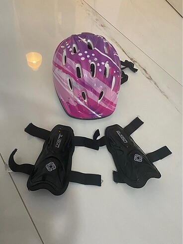 Kask ve dizlik