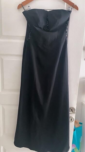 Koton Siyah abiye straplez elbise