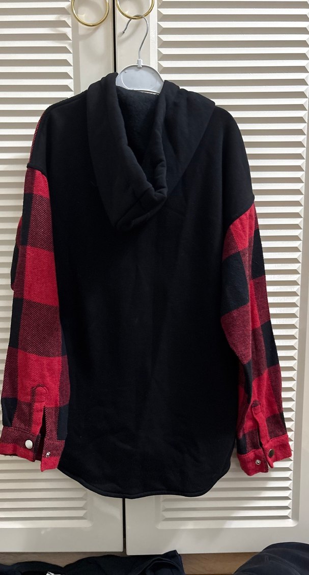 Kapüşonlu Kırmızı Siyah Kareli Kadın Gömlek - Görsel 4