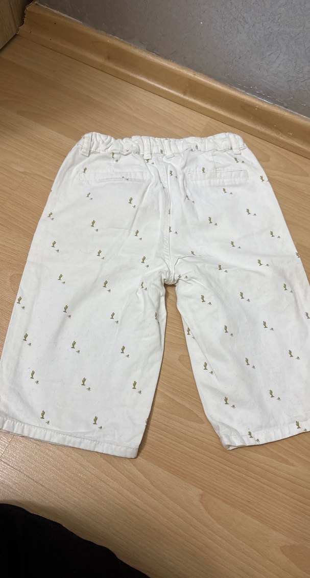 Erkek Çocuk Beyaz Pamuklu Rahat Kesim Şort - Görsel 4