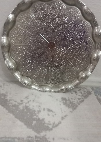 Diğer Desenli Gri Yuvarlak Tepsi