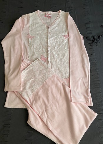 Nakışlı Pembe Uzun Kollu Kadın Pijama Takımı