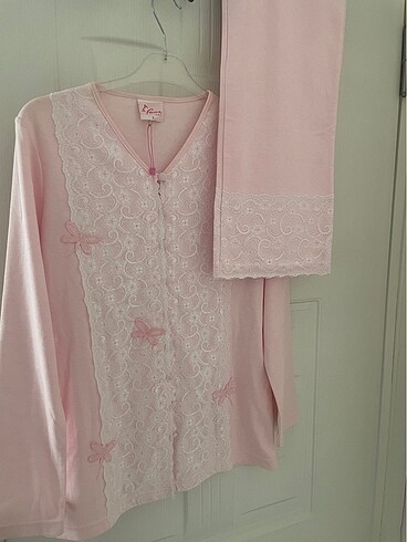 Pijama Takımı