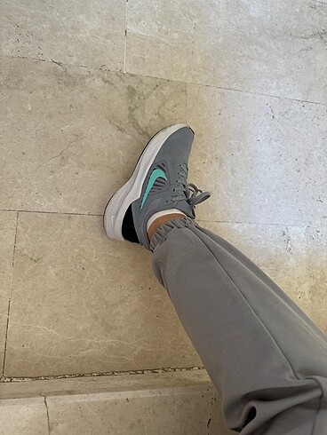 Nike Nike gri