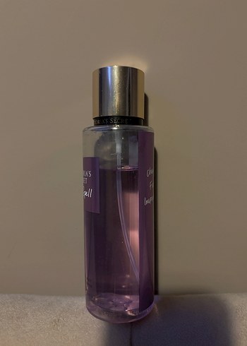 Victoria's Secret Love Spell Kadın Parfümü - Görsel 2