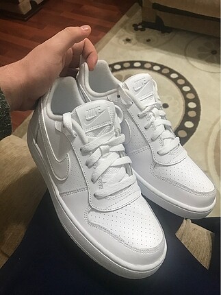 Nike beyaz ayakkabı
