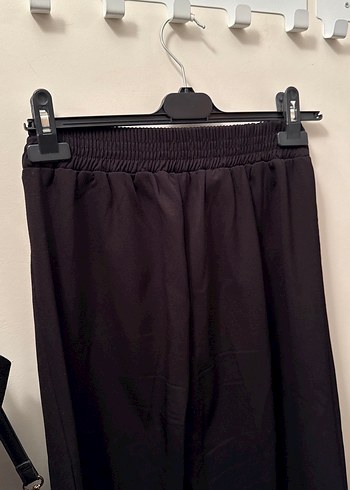 m Beden Kadın Siyah lastikli Kumaş Pantolon