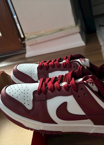 37 Beden bordo Renk Nike Unisex Ayakkabı