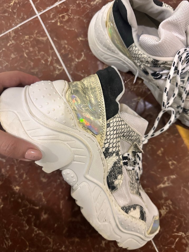 Kadın Beyaz Yılan Derisi Desenli Platform Spor Ayakkabı - Görsel 3