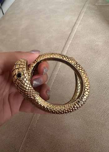 Zara Altın Renkli Yılan Desenli Zincir Detaylı Bilezik - Görsel 4