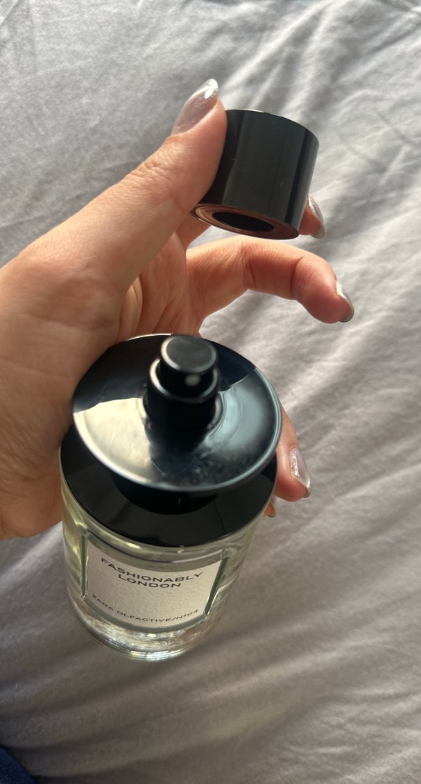 Zara Olfactive Fashionably London Kadın Parfümü - Görsel 2