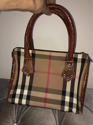 Burbery desenli çanta