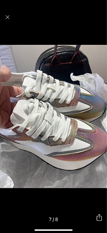 Guess Guess Kadın Spor Ayakkabı / SIFIR