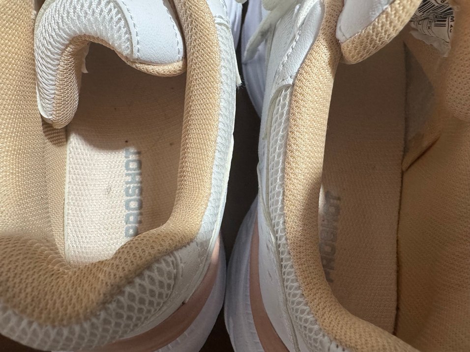 Beyaz Bağcıklı Kadın Spor Ayakkabı - Görsel 3