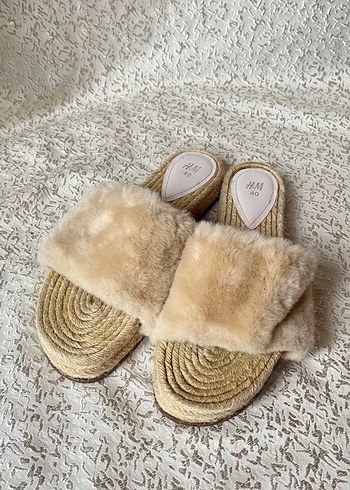 Bej Kürklü Bohem Kadın Terlik - Görsel 2
