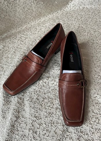 Kahverengi Tokalı Kadın Klasik Deri Ayakkabı - Görsel 8