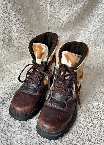 Oscar De La Renta 37