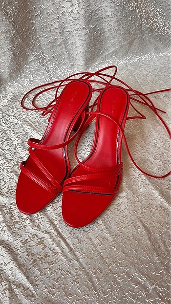 40 Beden Bershka Topuklu Sandalet 40 ????