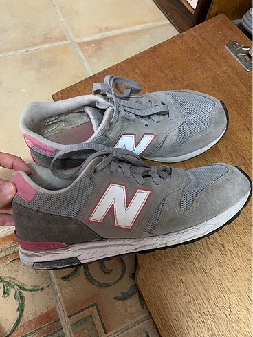 New balance spor ayakkabı