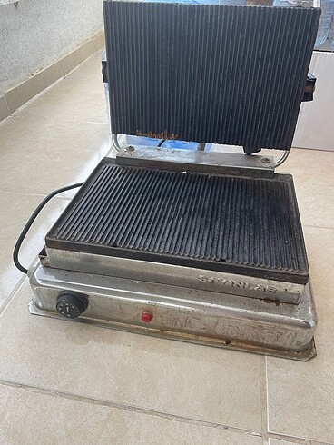 Tost makinesi