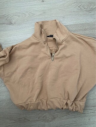 Crop sweatshirt