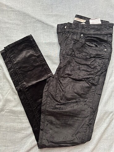 levi?s premium yüksek bel skinny kadife kot