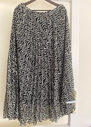 Zebra Desenli Uzun Pilili Siyah Etek - Görsel 3