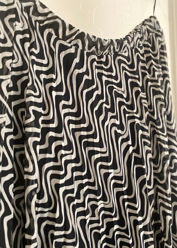 Zebra Desenli Uzun Pilili Siyah Etek - Görsel 2