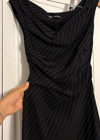 Düğmeli Siyah Çizgili elbise - Görsel 3